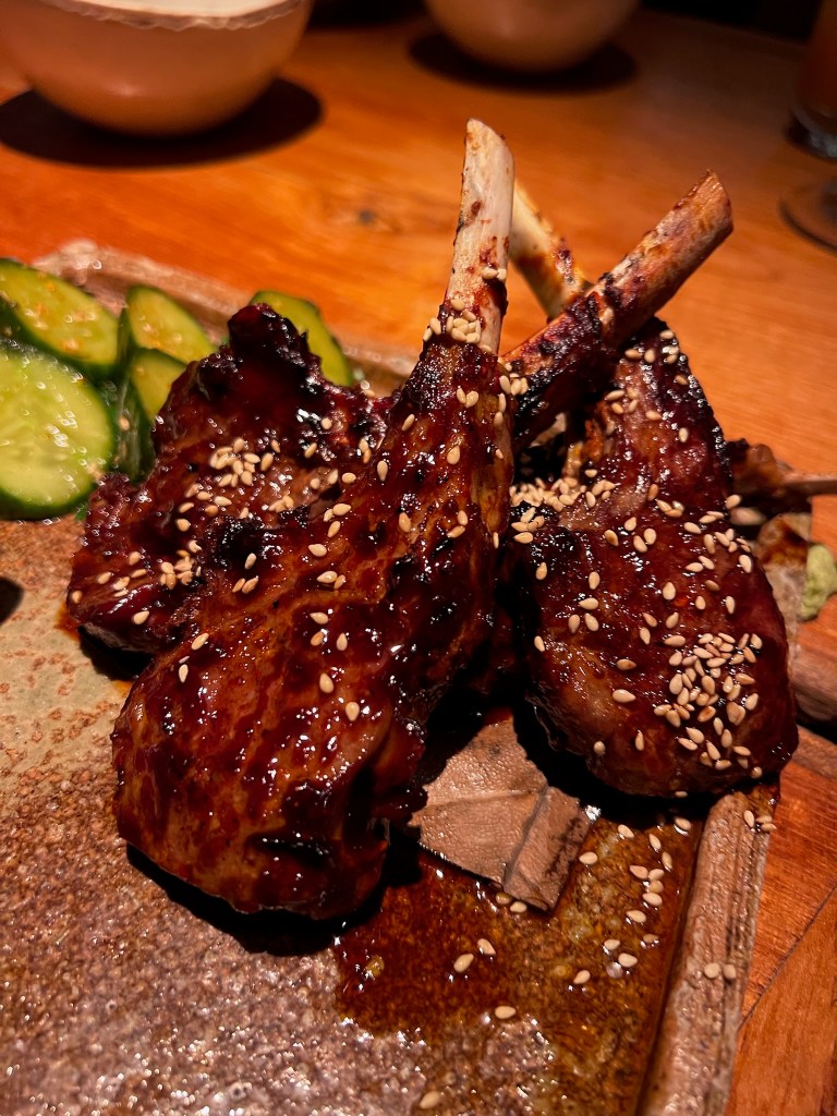 spiced lamb (2 chops), hatcho miso tofu
honetsuki ko-hitsuji no sumibiyaki